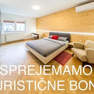 kamrca.hotels-in-ljubljana.com/